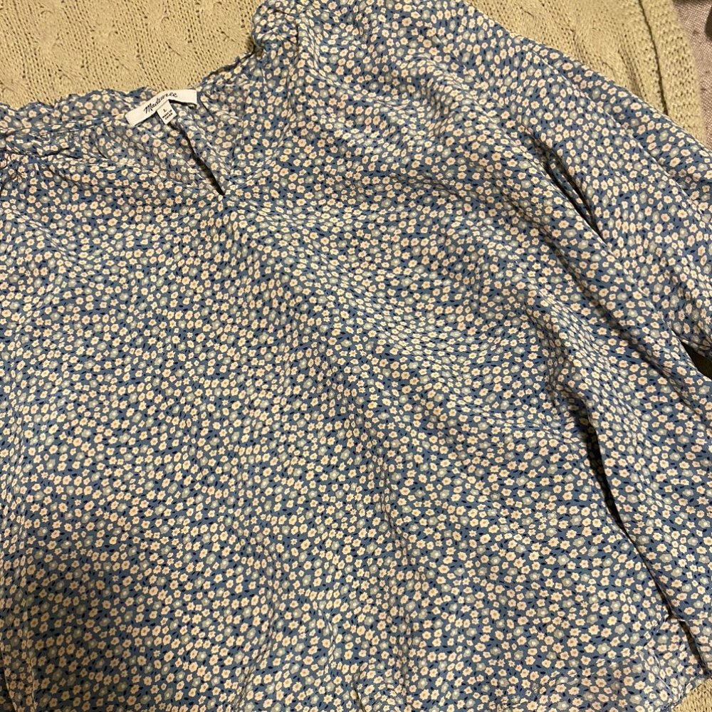 Madewell Silk Poet Top in Bitsy Floral Size Large - Picture 5 of 7